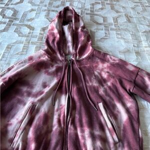 tie-dye zip up